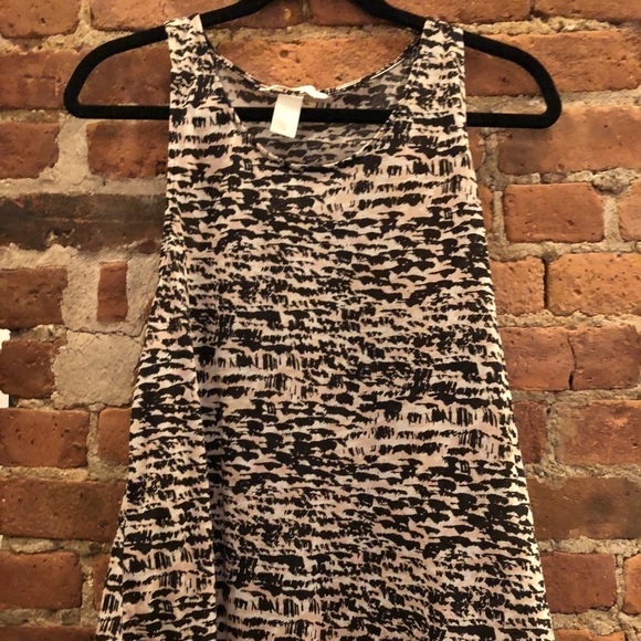 H&m Fashion Tank - Picture 1 of 3